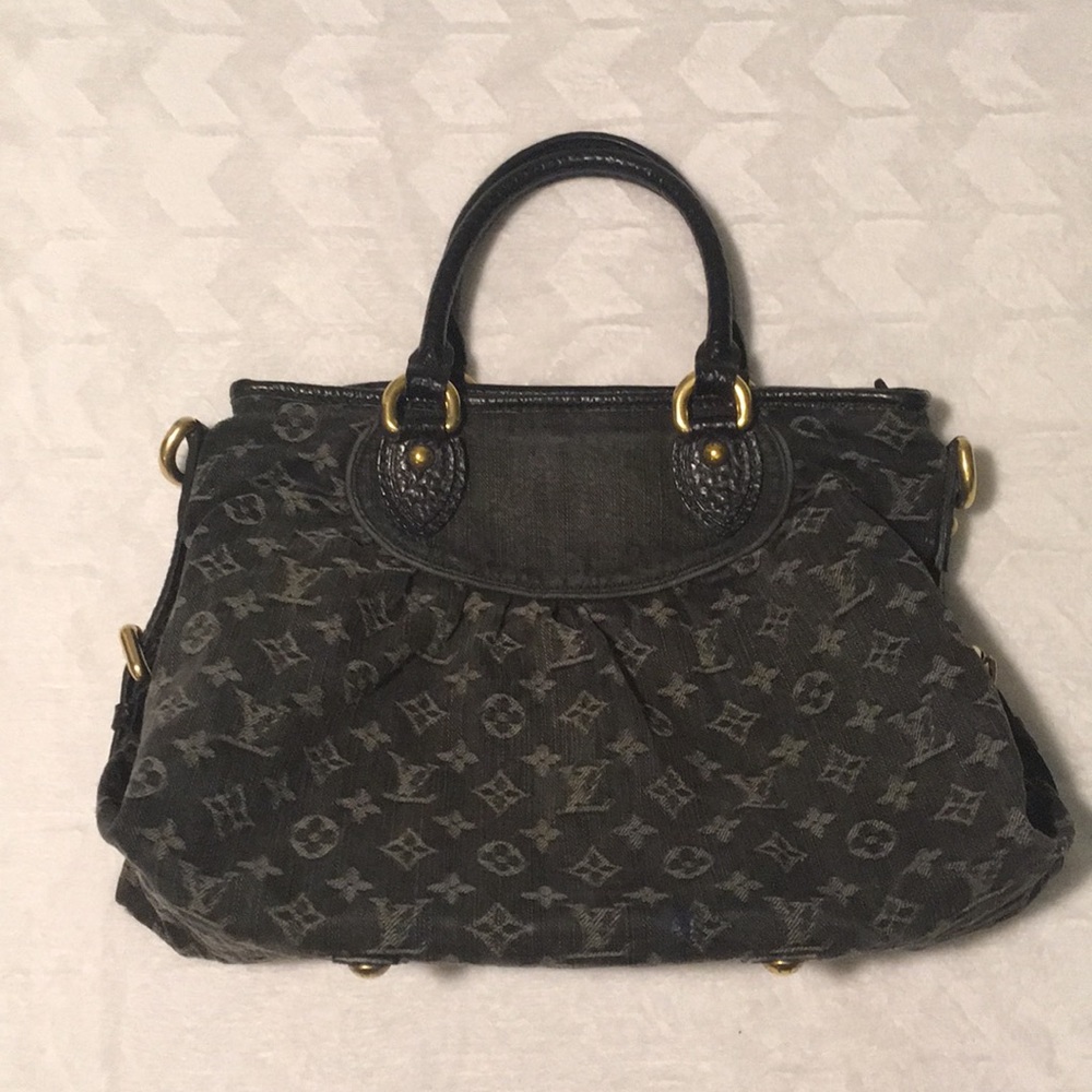 Louis Vuitton Neo Cabby MM - black faded denim bag